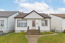 405 McGregor ST  Winnipeg, MB R2W 4X6