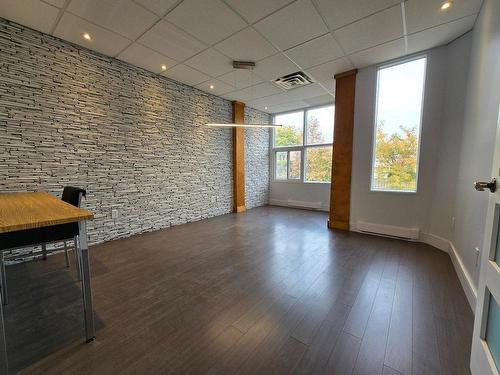 Bureau - 109-86 Boul. Des Entreprises, Boisbriand, QC - Indoor Photo Showing Other Room