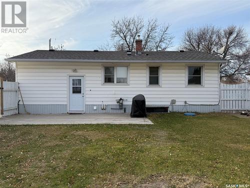 251 Fifth Avenue N, Yorkton, SK - Outdoor With Exterior