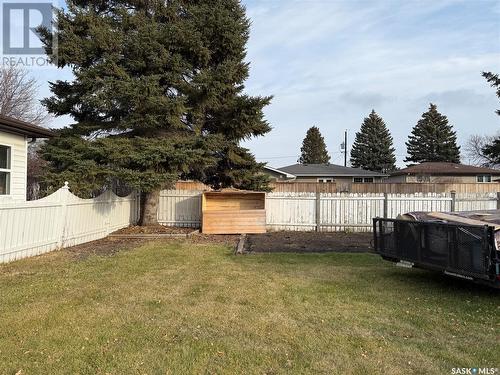 251 Fifth Avenue N, Yorkton, SK - Outdoor