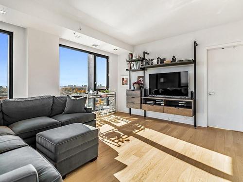 Salon - 1707-1458 Rue Des Bassins, Montréal (Le Sud-Ouest), QC - Indoor Photo Showing Living Room