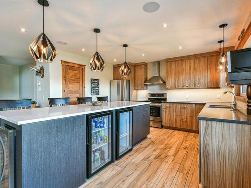 Cuisine - 6990  - 6992 Ch. Du Lac-Labelle, Labelle, QC - Indoor Photo Showing Kitchen With Upgraded Kitchen