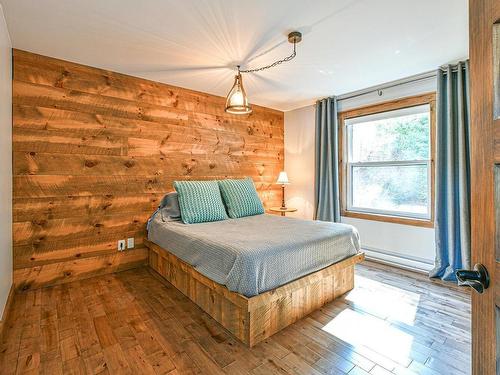 Master bedroom - 6990  - 6992 Ch. Du Lac-Labelle, Labelle, QC - Indoor Photo Showing Bedroom