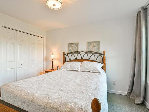 Bedroom - 6990  - 6992 Ch. Du Lac-Labelle, Labelle, QC - Indoor Photo Showing Bedroom