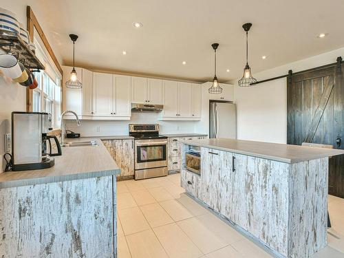 Kitchen - 6990  - 6992 Ch. Du Lac-Labelle, Labelle, QC - Indoor Photo Showing Kitchen