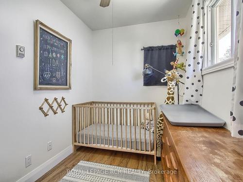 1066 Wood St, Innisfil, ON - Indoor Photo Showing Bedroom