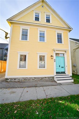 582 George St, Fredericton, NB 