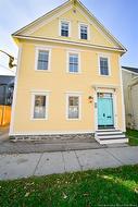 582 George ST  Fredericton, NB E3B 1K1