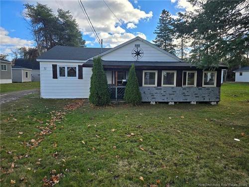 31 Pleasant St, Rogersville, NB 