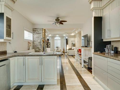 Kitchen - 6 Rue Notre-Dame-De-Laval, Laval (Sainte-Rose), QC - Indoor Photo Showing Kitchen