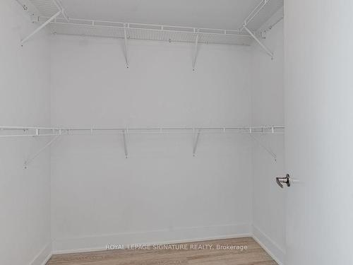 226-99 The Donway  W, Toronto, ON - Indoor With Storage