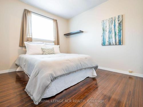 99 Blind Line, Orangeville, ON - Indoor Photo Showing Bedroom