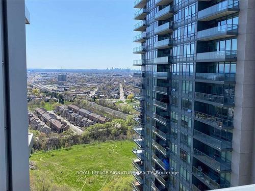 3106-10 Park Lawn Rd, Toronto, ON - Outdoor