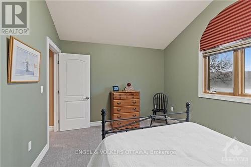 50 Belmonte Lane, Rideau Lakes (818 - Rideau Lakes (Bastard) Twp), ON - Indoor Photo Showing Bedroom