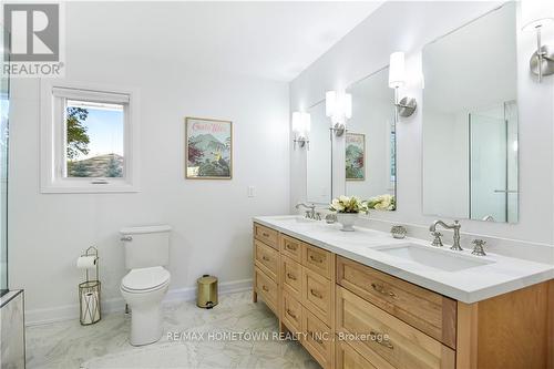 114 Chipman Road, Brockville, ON - Indoor Photo Showing Bathroom