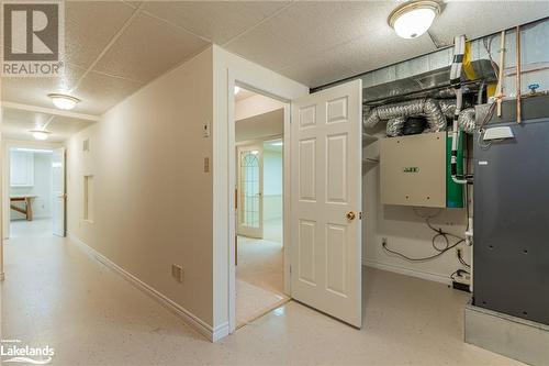 98 Navigators Trail, Bobcaygeon, ON - Indoor Photo Showing Other Room