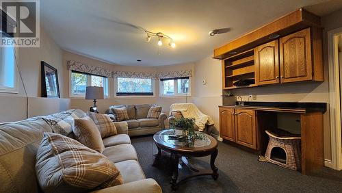 1 Barnes Lane, Conception Bay South, NL - Indoor Photo Showing Living Room