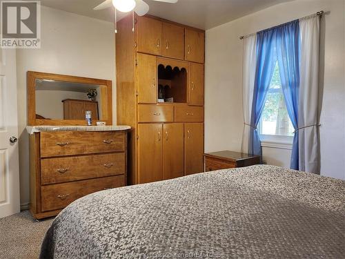 23655 Industrial Road, Thamesville, ON - Indoor Photo Showing Bedroom