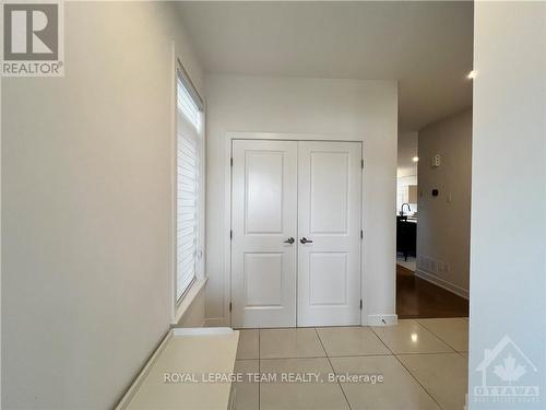 1039 Hydrangea Avenue, Ottawa, ON - Indoor Photo Showing Other Room