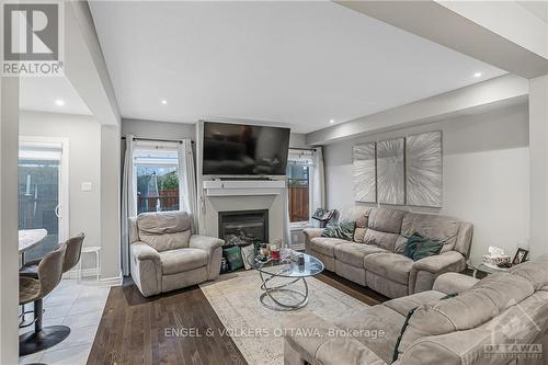 422 Country Glen Way, Ottawa, ON - Indoor Photo Showing Living Room With Fireplace