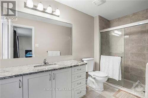 422 Country Glen Way, Ottawa, ON - Indoor Photo Showing Bathroom