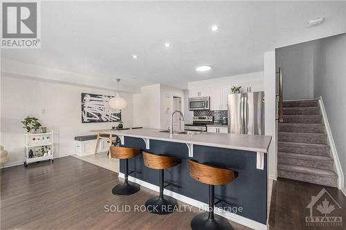 804 Element, Ottawa, ON - Indoor Photo Showing Kitchen With Upgraded Kitchen