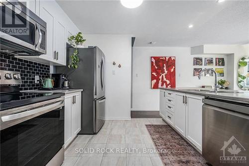 804 Element, Ottawa, ON - Indoor Photo Showing Kitchen