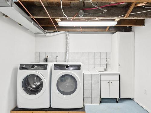 Basement - 171  - 173 Rue Laurier, Granby, QC - Indoor Photo Showing Laundry Room