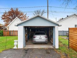 Garage - 