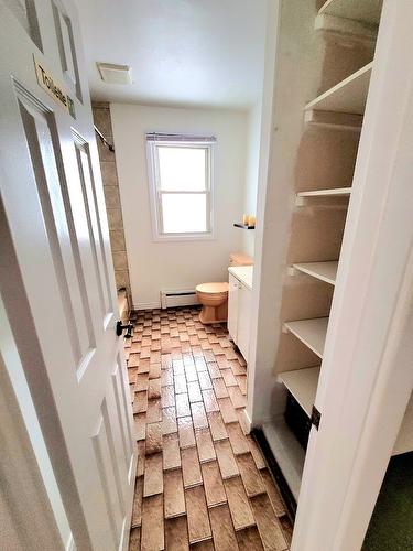 Bathroom - 5 Rue Ste-Ursule, Gatineau (Hull), QC - Indoor Photo Showing Other Room