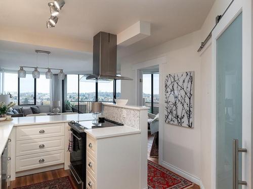 1507-620 Toronto St, Victoria, BC - Indoor Photo Showing Kitchen