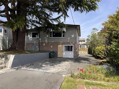 266 Sims Ave, Saanich, BC 