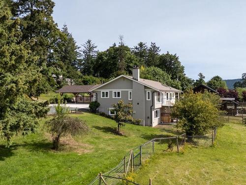 1355 Tapping Rd, North Saanich, BC 