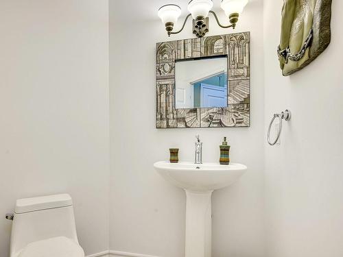 Powder room - 2099 Rue De L'Estran, Saint-Jérôme, QC - Indoor Photo Showing Bathroom