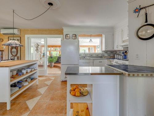 Kitchen - 11 Rue Marcotte, Deschambault-Grondines, QC - Indoor Photo Showing Kitchen