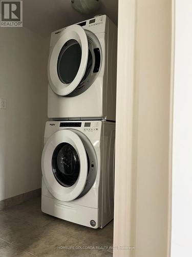 395 - 41 Icy Note Path, Oshawa, ON - Indoor Photo Showing Laundry Room