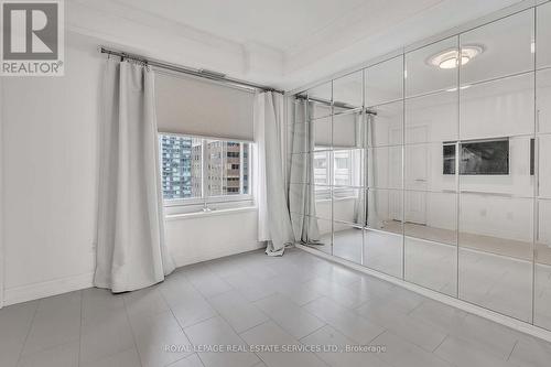 2101 - 35 Balmuto Street, Toronto, ON - Indoor Photo Showing Bathroom