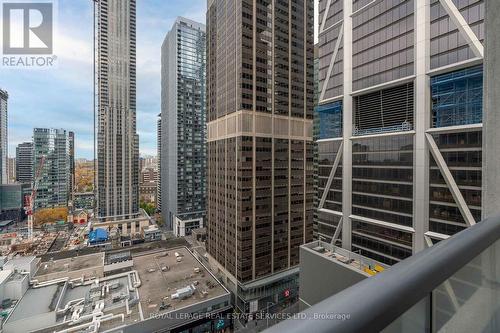 2101 - 35 Balmuto Street, Toronto, ON - Outdoor With Facade