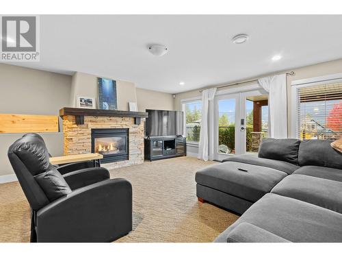 13192 Cliffstone Court, Lake Country, BC - Indoor Photo Showing Living Room With Fireplace