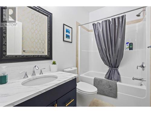 13192 Cliffstone Court, Lake Country, BC - Indoor Photo Showing Bathroom