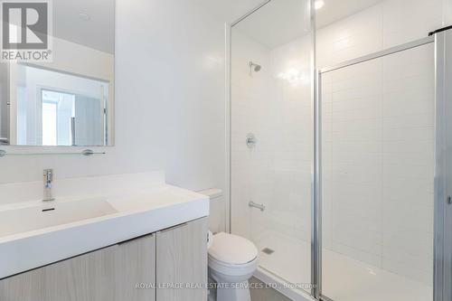 2304 - 20 Tubman Avenue, Toronto, ON - Indoor Photo Showing Bathroom