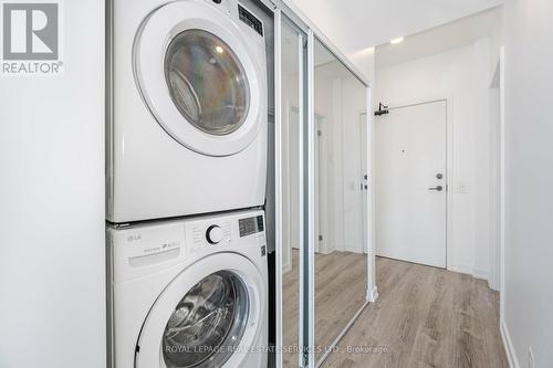 2304 - 20 Tubman Avenue, Toronto, ON - Indoor Photo Showing Laundry Room