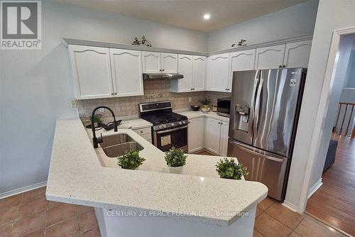 1754 Silver Maple Drive, Pickering, ON - Indoor Photo Showing Kitchen With Stainless Steel Kitchen With Double Sink