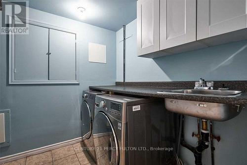 1754 Silver Maple Drive, Pickering, ON - Indoor Photo Showing Laundry Room