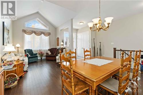 2660 Chamberland North Street, Rockland, ON - Indoor Photo Showing Dining Room