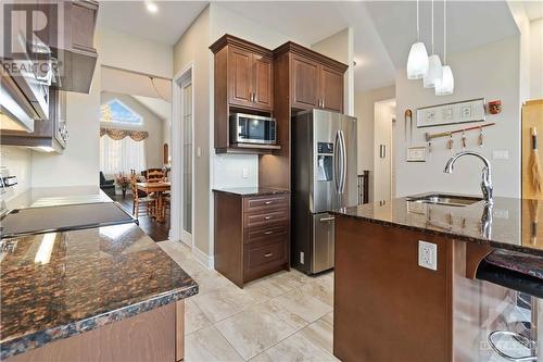 2660 Chamberland North Street, Rockland, ON - Indoor Photo Showing Kitchen