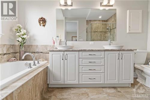 2660 Chamberland North Street, Rockland, ON - Indoor Photo Showing Bathroom