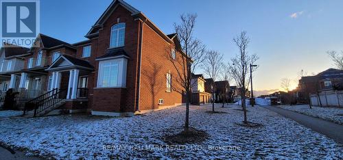 15 Oakmoor Lane, Markham, ON - Outdoor