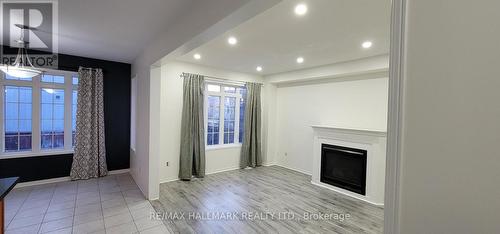 15 Oakmoor Lane, Markham, ON - Indoor With Fireplace