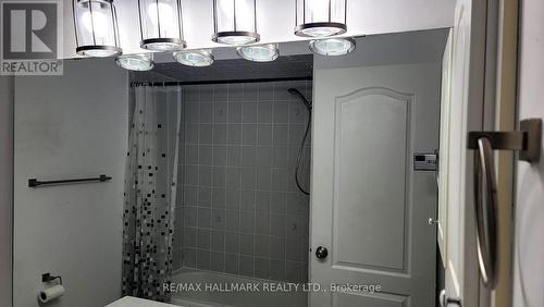 15 Oakmoor Lane, Markham, ON -  Photo Showing Bathroom